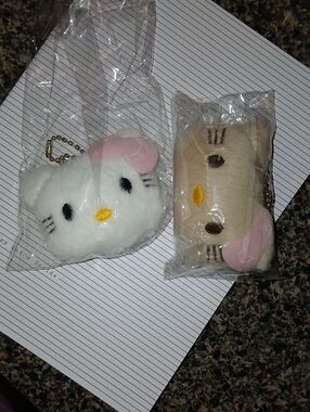 2 #PlushKeychain Set #hellokitty #keychains